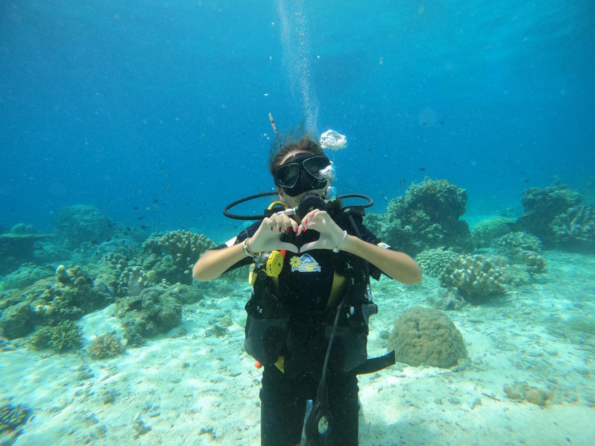 4 Sisters Divers Bunaken Eksteriør billede