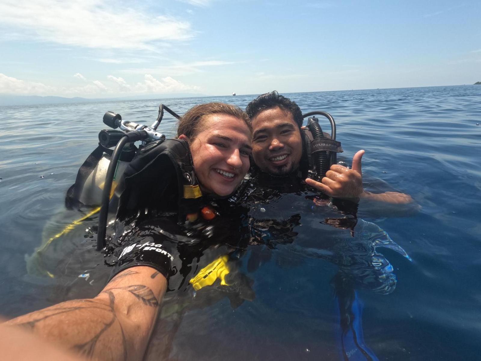 4 Sisters Divers Bunaken Eksteriør billede