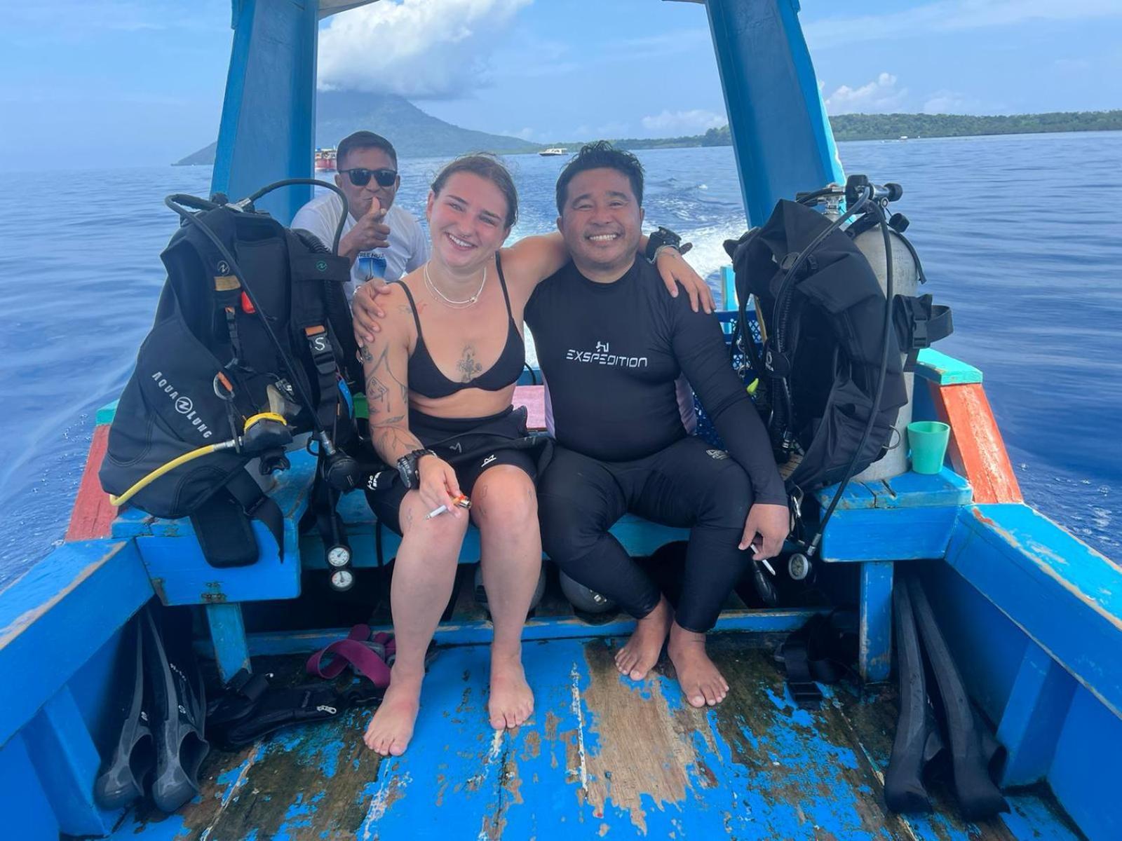4 Sisters Divers Bunaken Eksteriør billede
