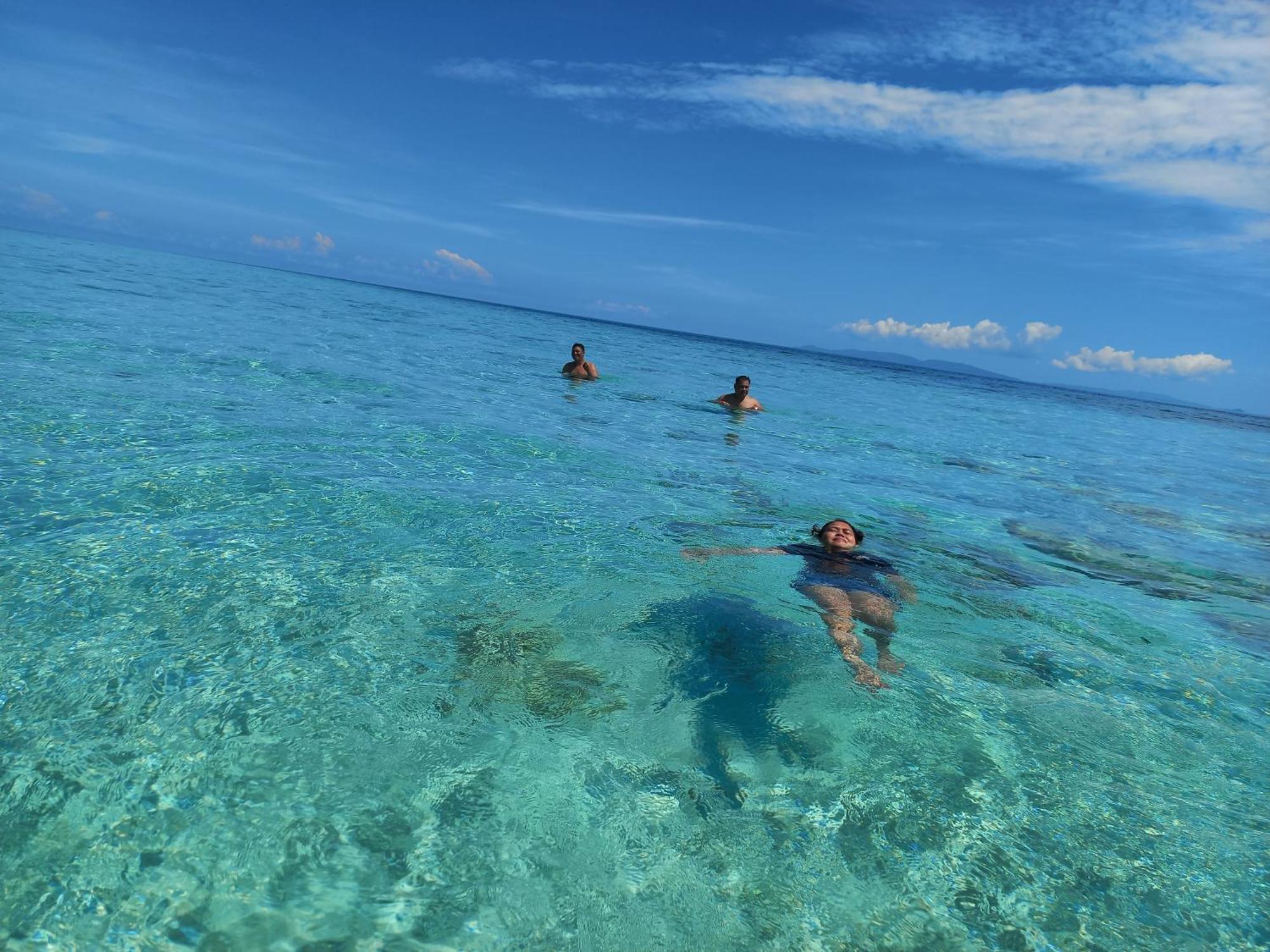 4 Sisters Divers Bunaken Eksteriør billede